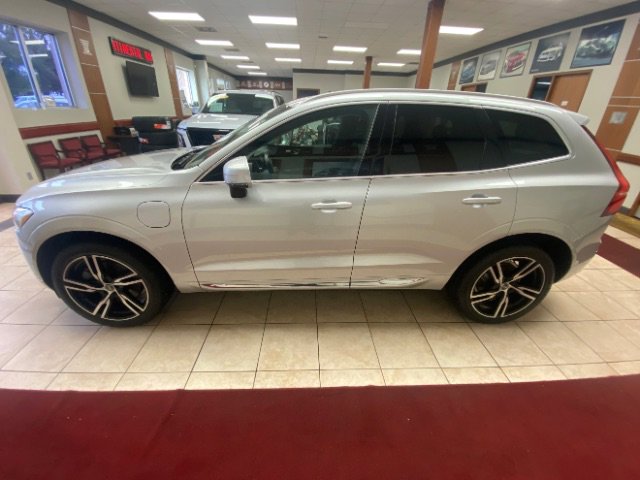 Used 2021 Volvo XC60 T8 Inscription Expression AWD/4WD image 2
