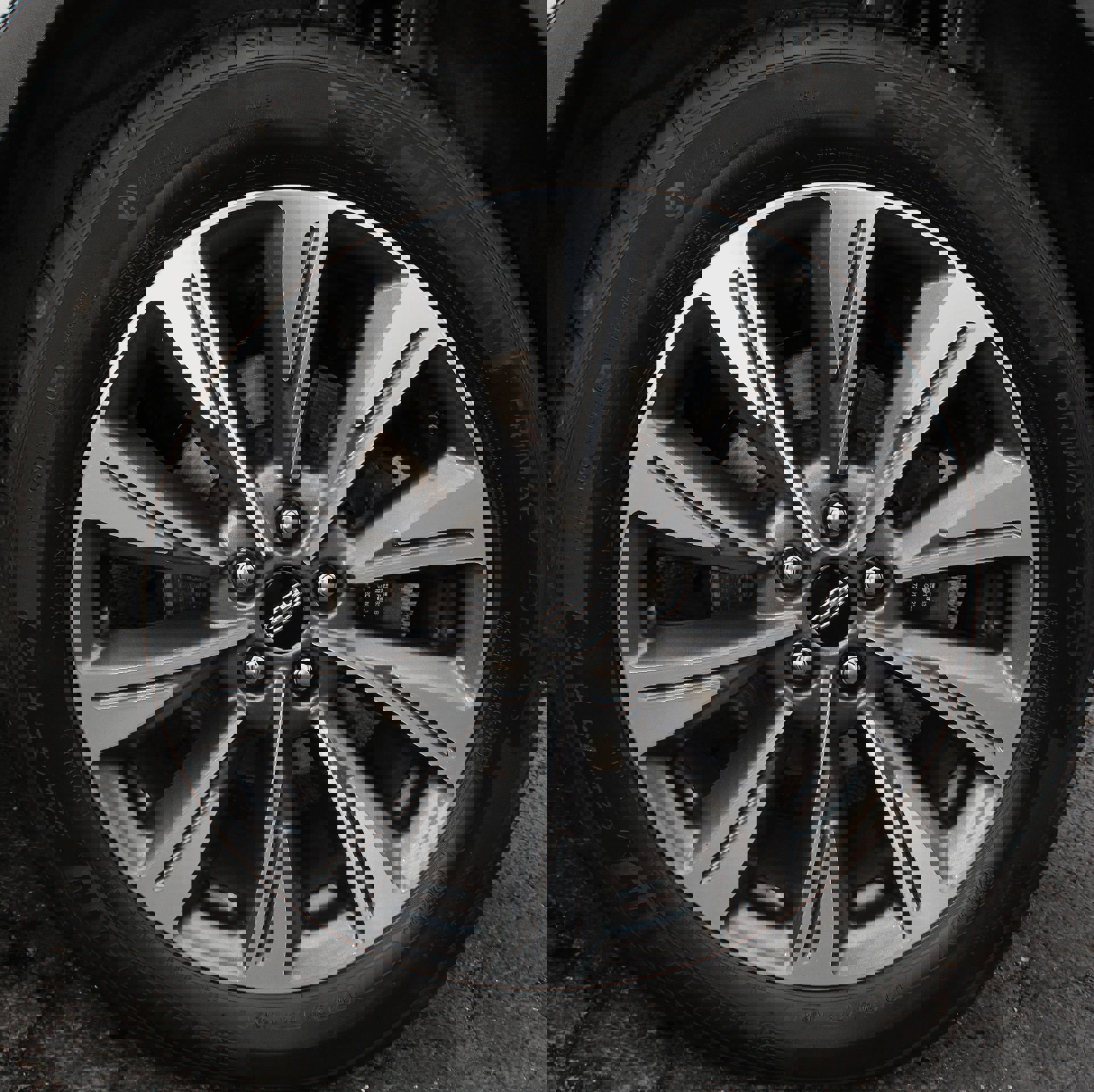 Used 2021 Lincoln Corsair Reserve image 11