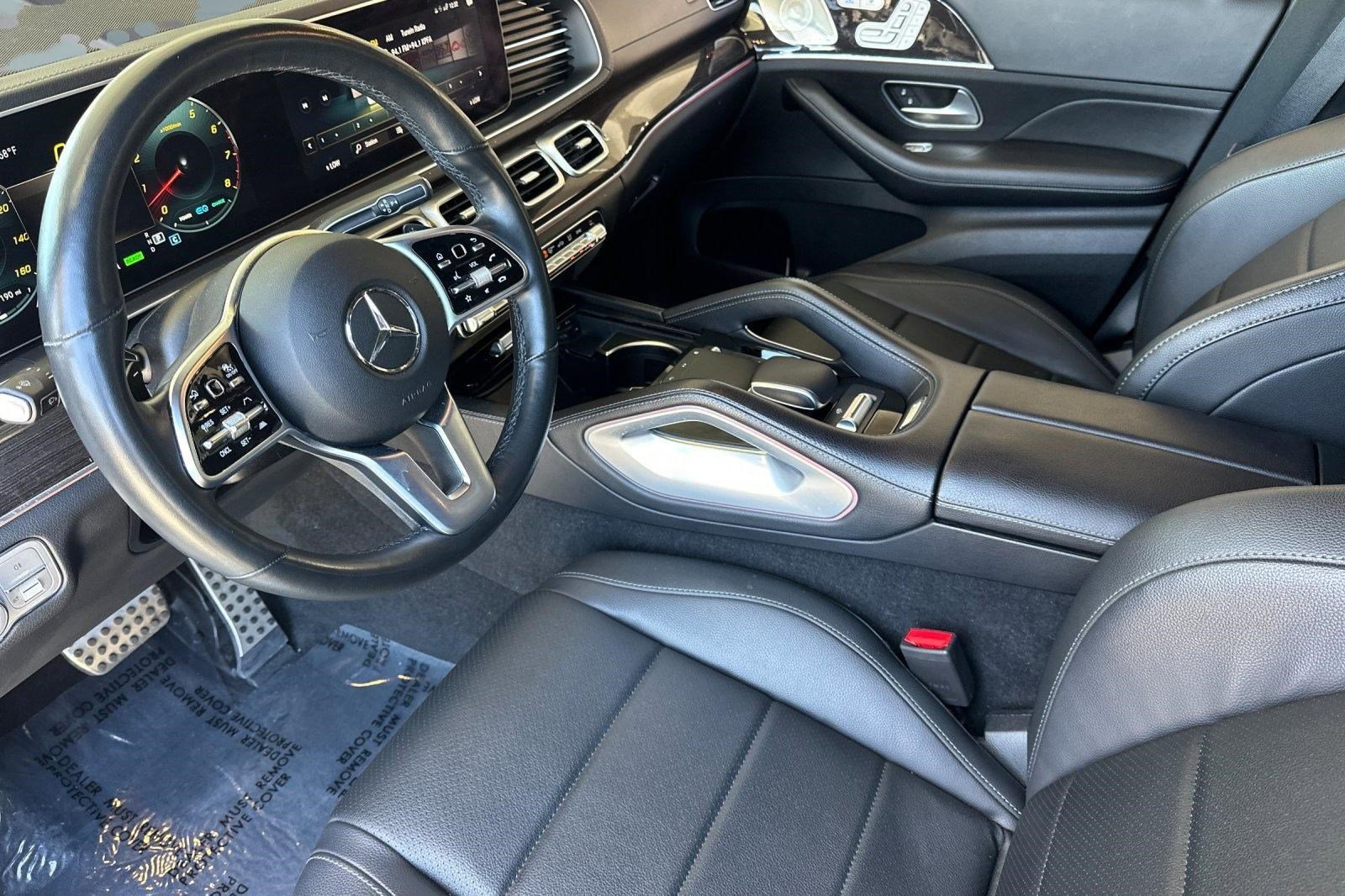 Used 2022 Mercedes-Benz GLS 450 4MATIC image 4