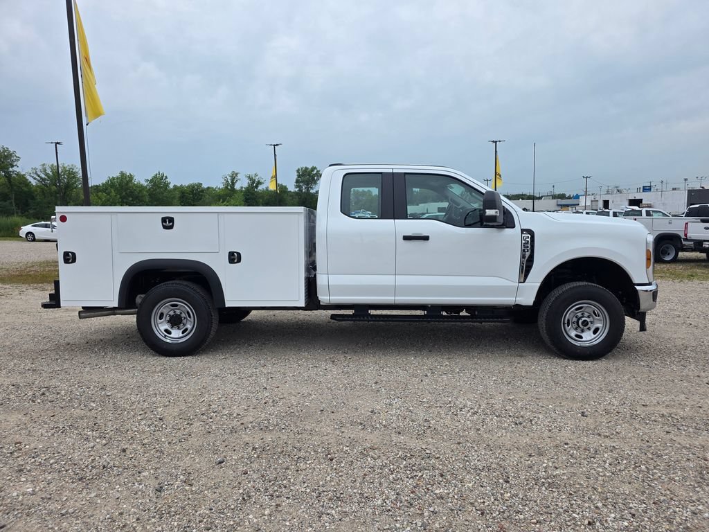 New 2026 Ford F350 XL w/ XL Chrome Package AWD/4WD image 10