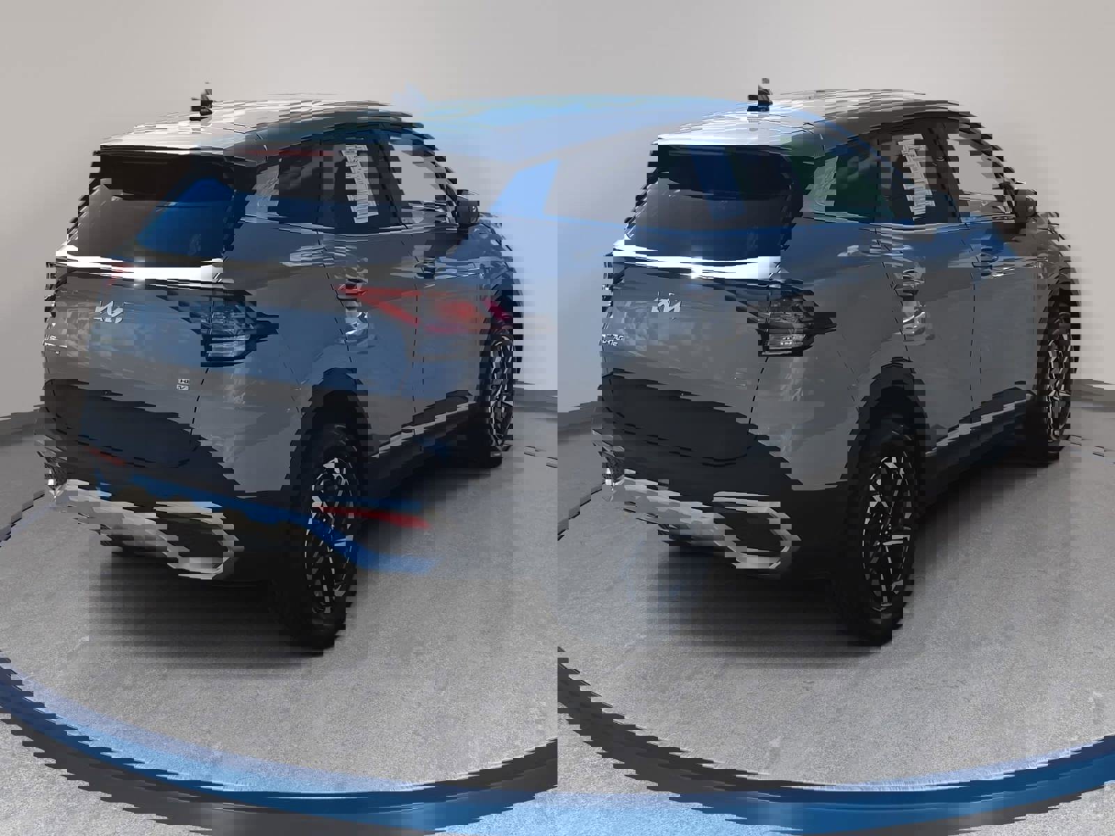 Used 2025 Kia Sportage LX AWD/4WD image 5