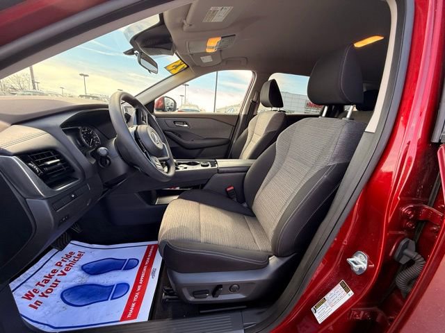 Certified 2023 Nissan Rogue SV image 14