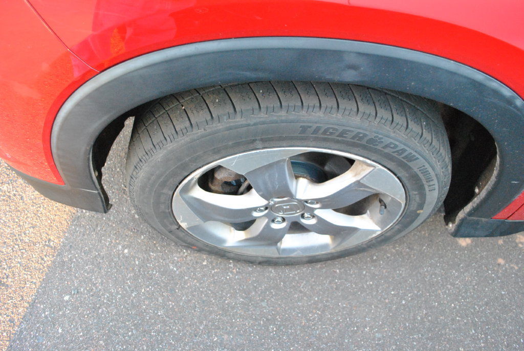 Certified 2018 Honda HR-V LX image 29