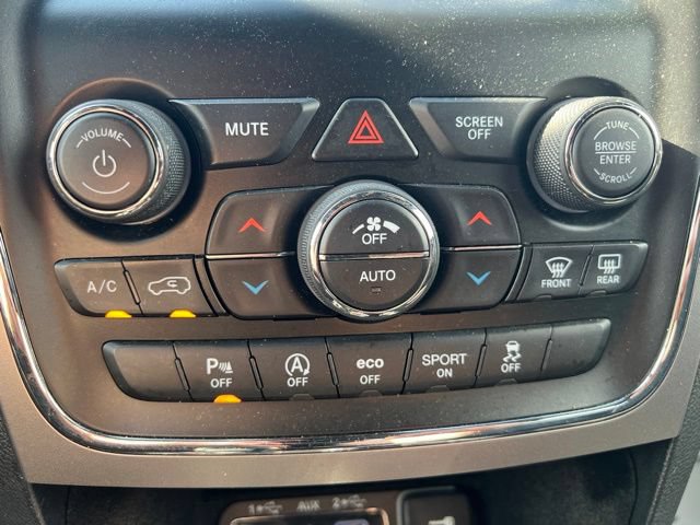 Certified 2020 Jeep Grand Cherokee Laredo AWD/4WD image 25