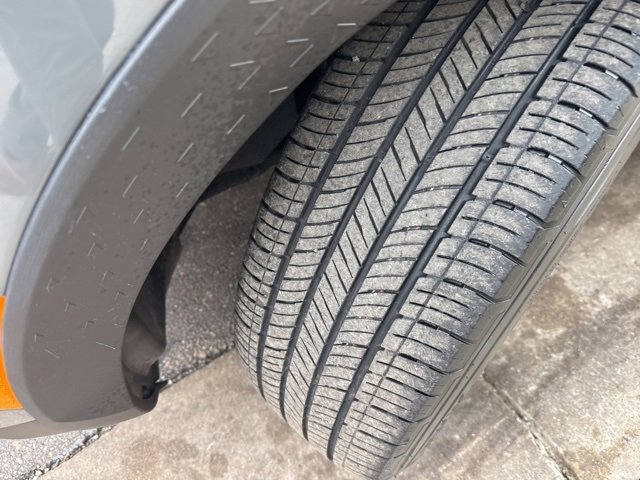 Used 2022 Hyundai Santa Cruz SEL image 9