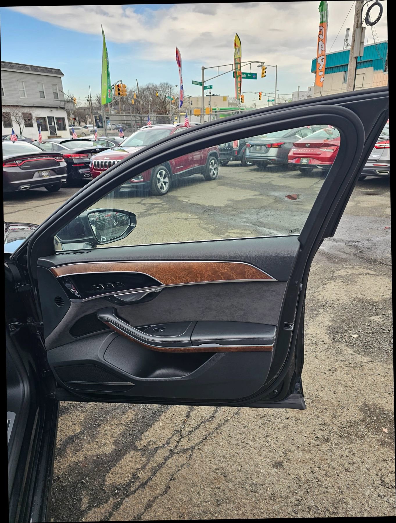 Used 2021 Audi A8 L 3.0T image 13