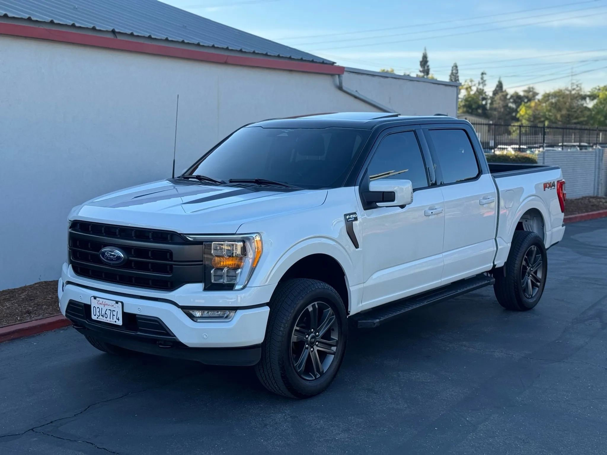 Used 2023 Ford F150 Lariat w/ Max Trailer Tow Package image 2