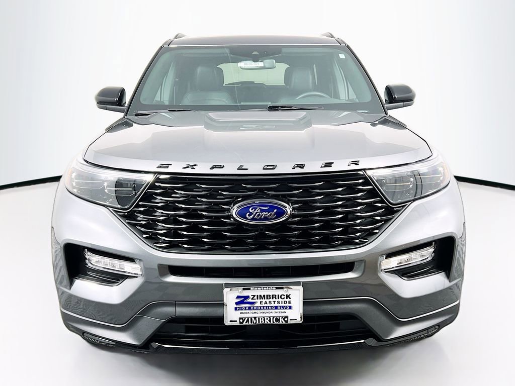 Used 2023 Ford Explorer ST-Line w/ Class IV Trailer Tow Package image 2
