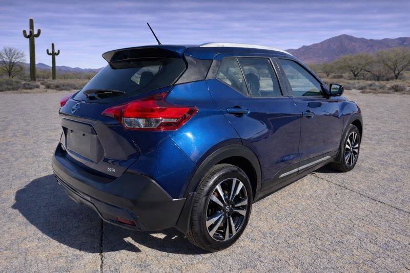 Used 2019 Nissan Kicks SR w/ SR Premium Package FWD image 4