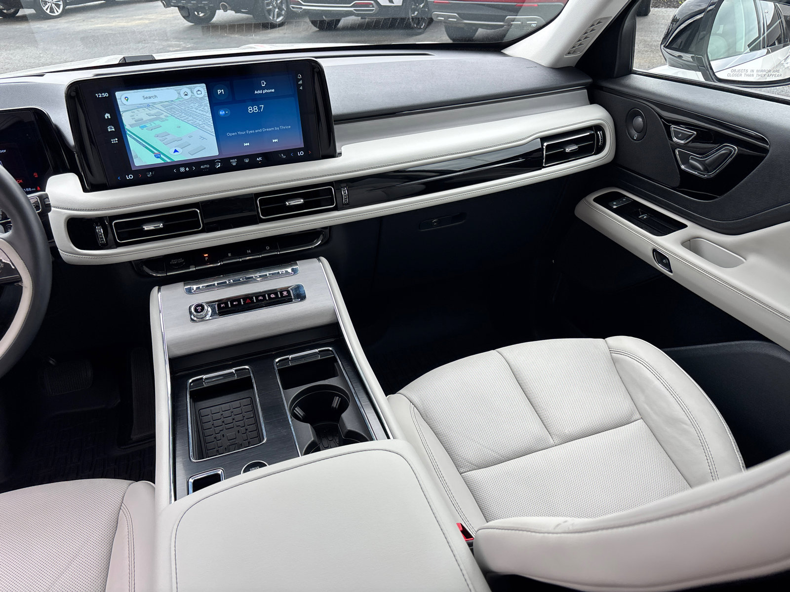 New 2025 Lincoln Aviator Reserve w/ Illumination Package image 33