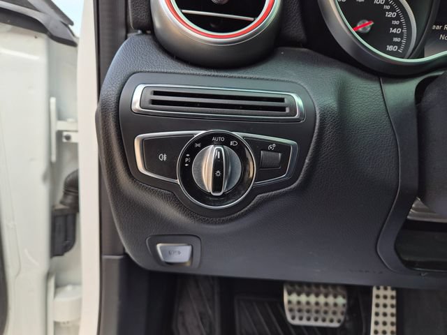 Used 2015 Mercedes-Benz C 300 4MATIC Sedan image 18