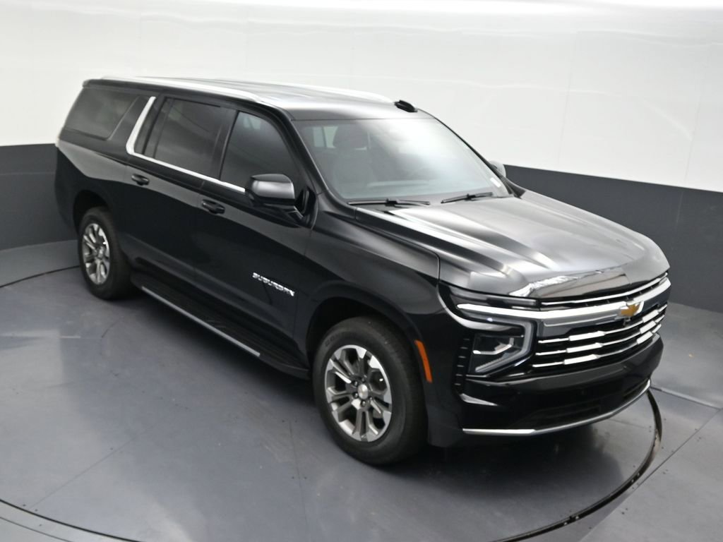 Used 2025 Chevrolet Suburban LT RWD image 23