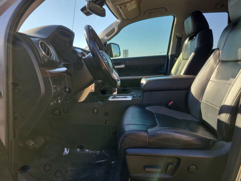 Used 2018 Toyota Tundra Limited w/ Limited Premium Package image 17