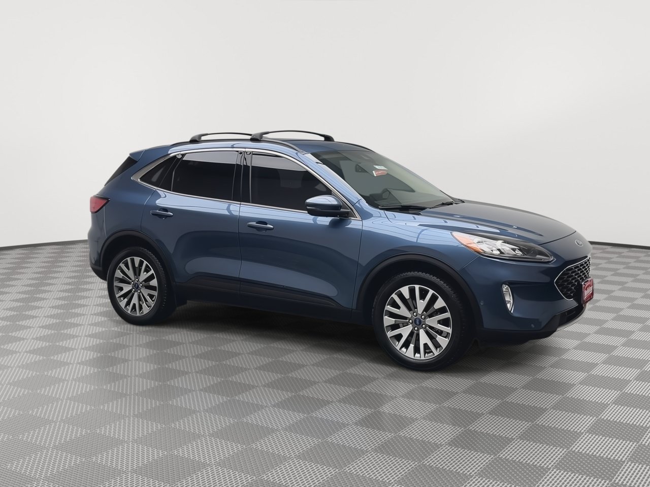 Certified 2020 Ford Escape Titanium AWD/4WD image 43