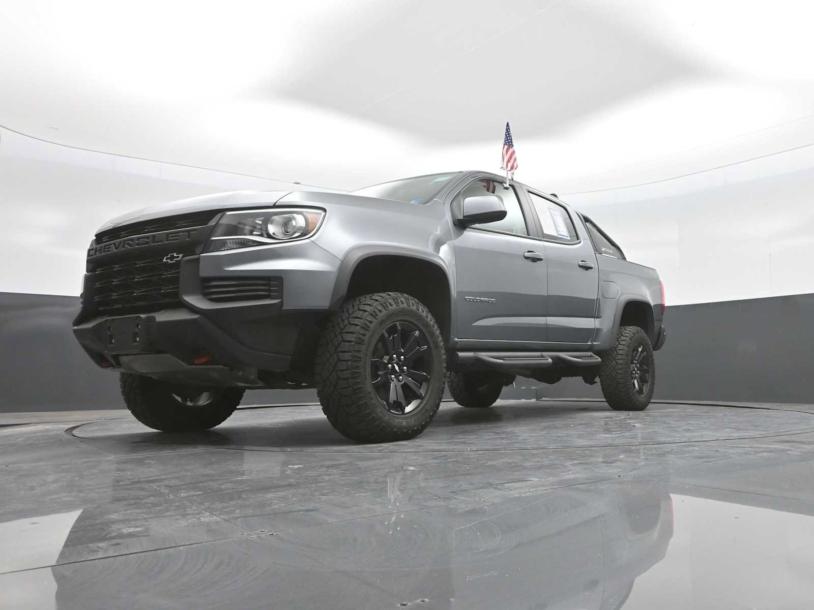 Used 2021 Chevrolet Colorado ZR2 w/ ZR2 Dusk Special Edition AWD/4WD image 36