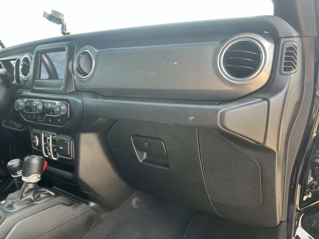 Used 2019 Jeep Wrangler Unlimited Sahara image 60