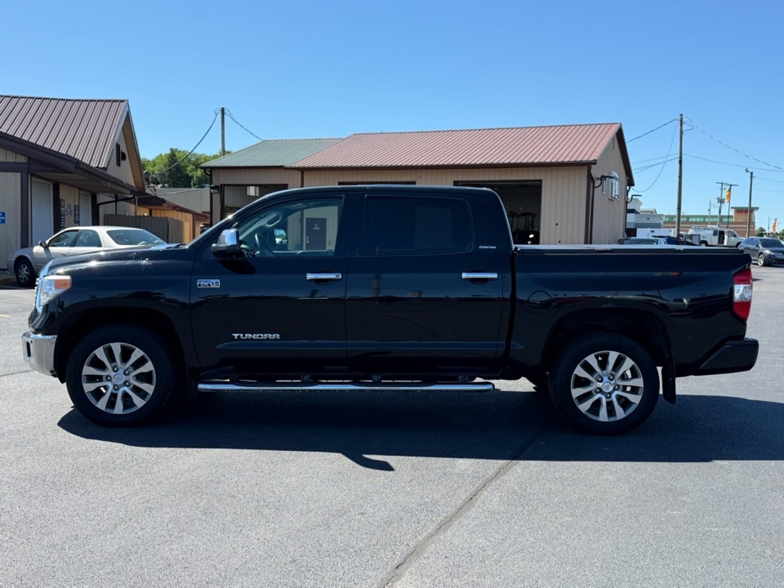 Used 2014 Toyota Tundra Limited AWD/4WD image 5