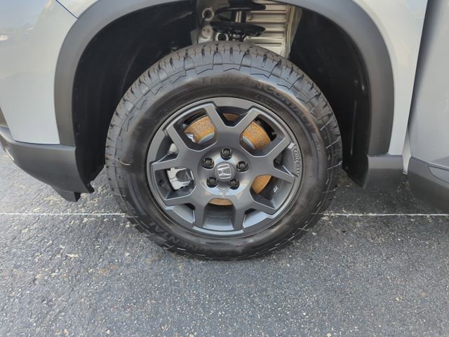 New 2026 Honda Pilot TrailSport image 25