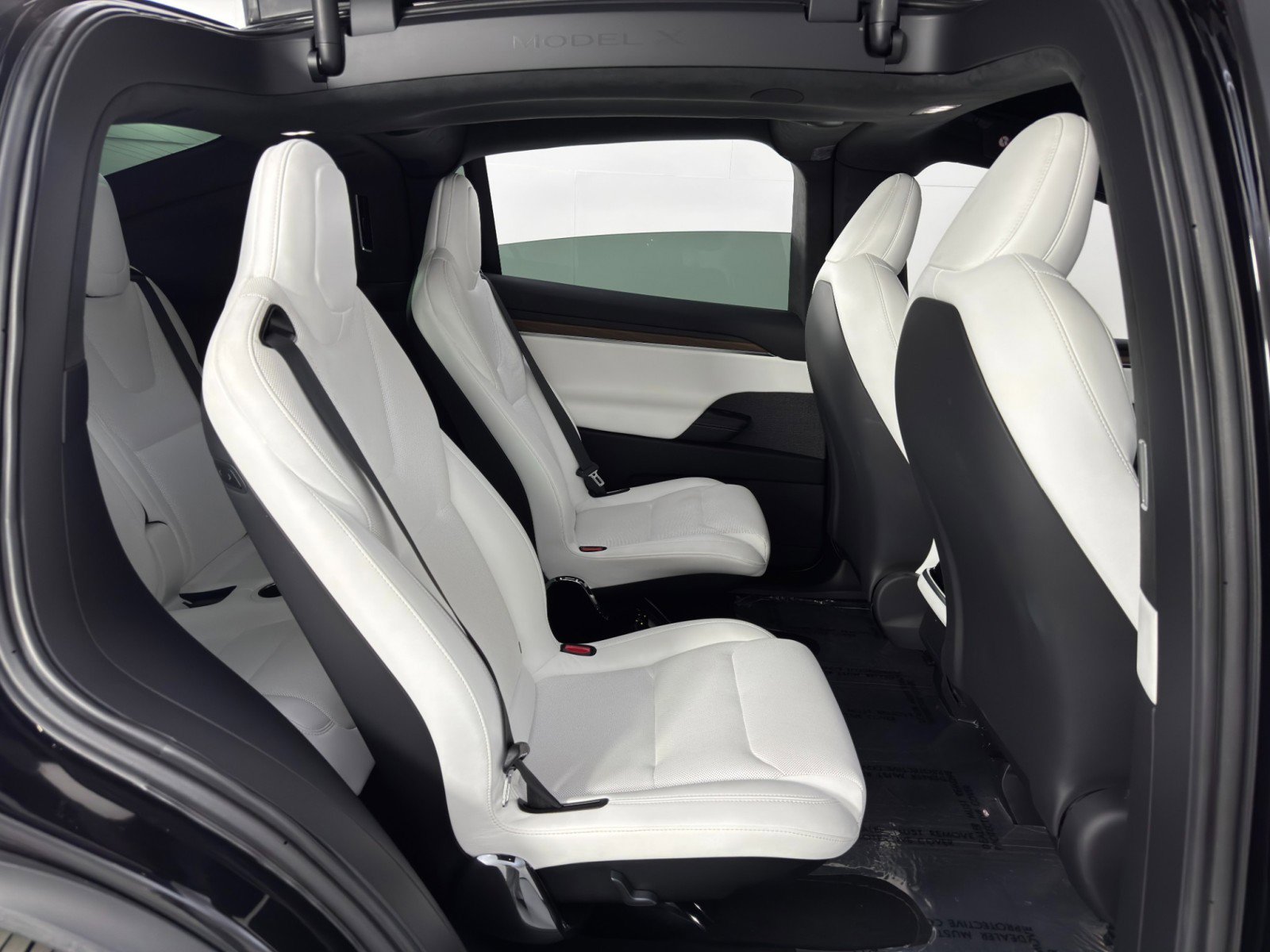 Used 2023 Tesla Model X image 43