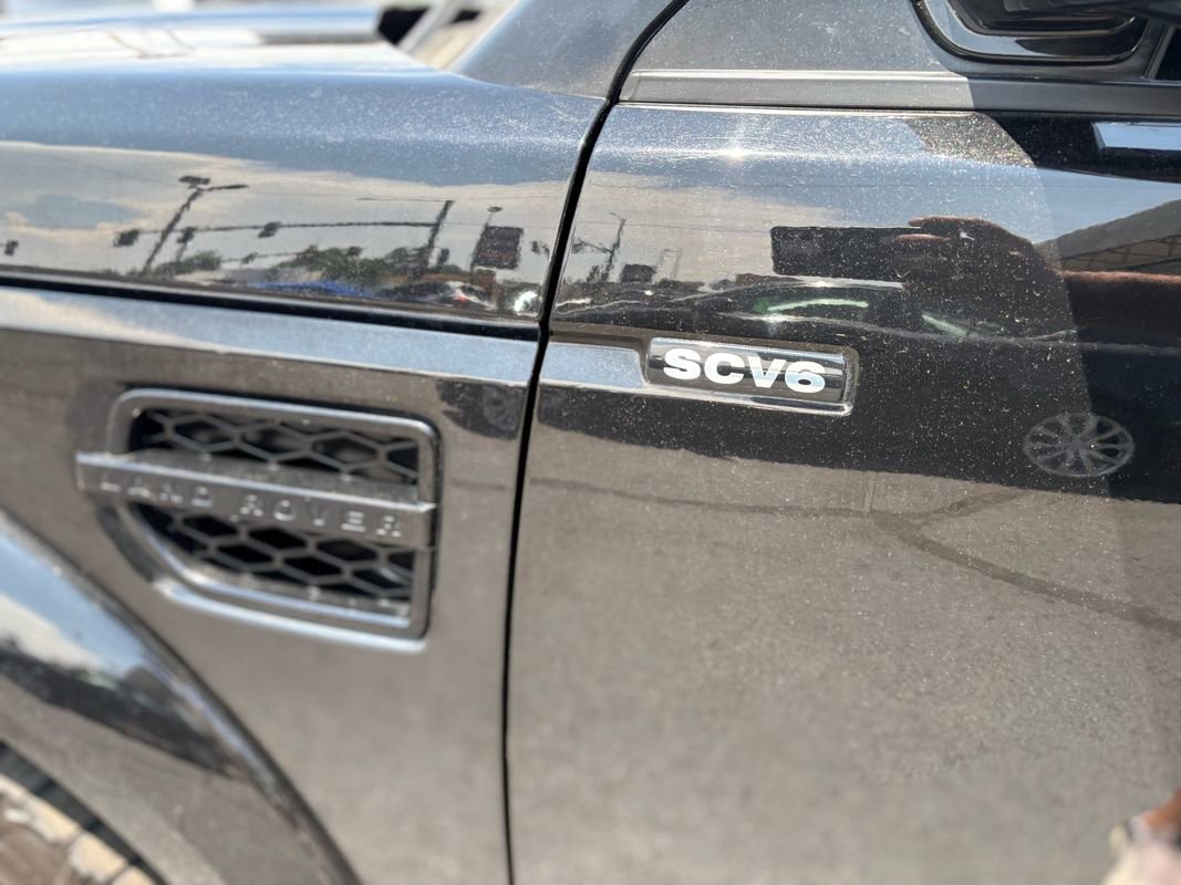 Used 2015 Land Rover LR4 HSE LUX image 15