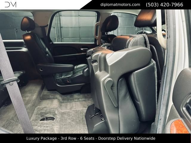 Used 2010 Chevrolet Tahoe LT w/ Luxury Package AWD/4WD image 22