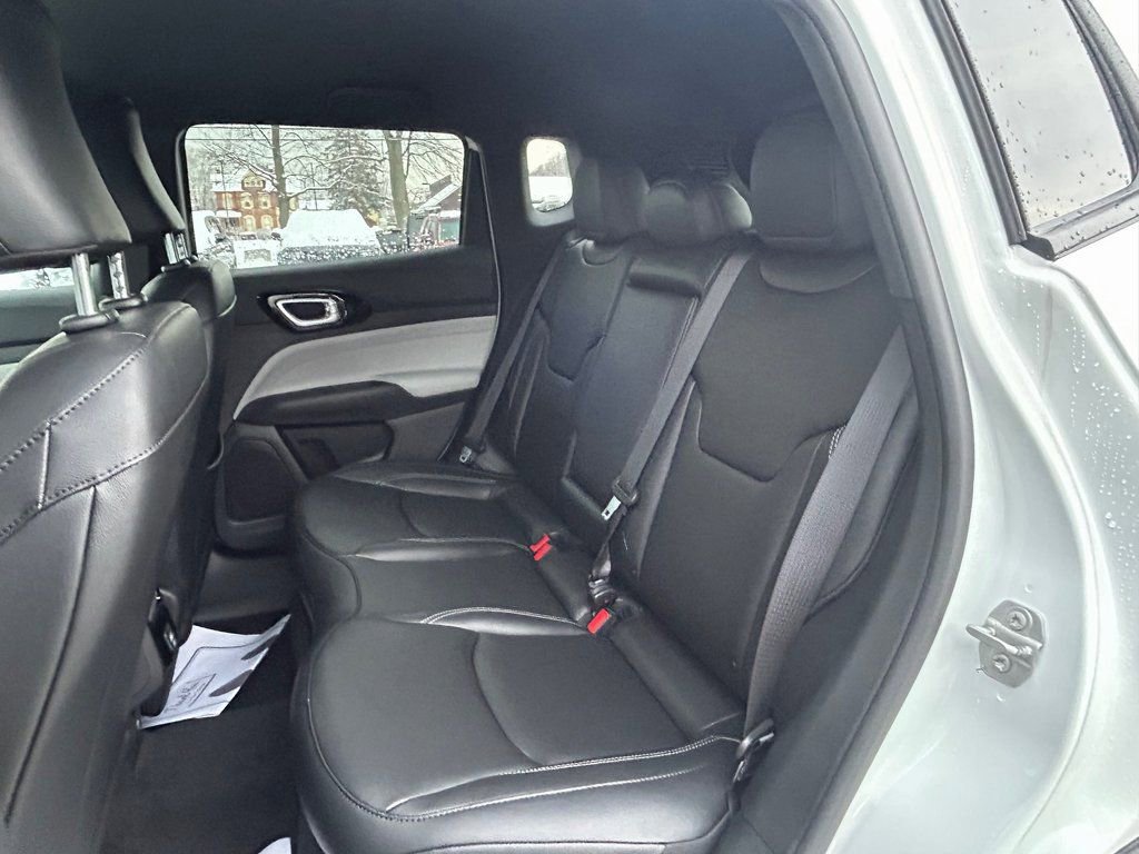 New 2026 Jeep Compass Limited image 18