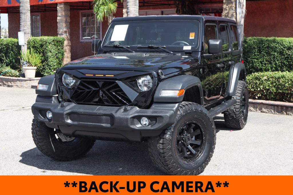Used 2023 Jeep Wrangler Unlimited Sport AWD/4WD image 4