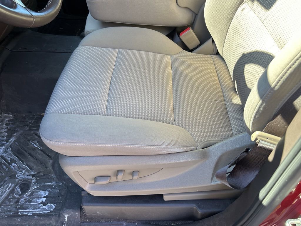 Used 2018 Chevrolet Silverado 1500 LT w/ All Star Edition image 14