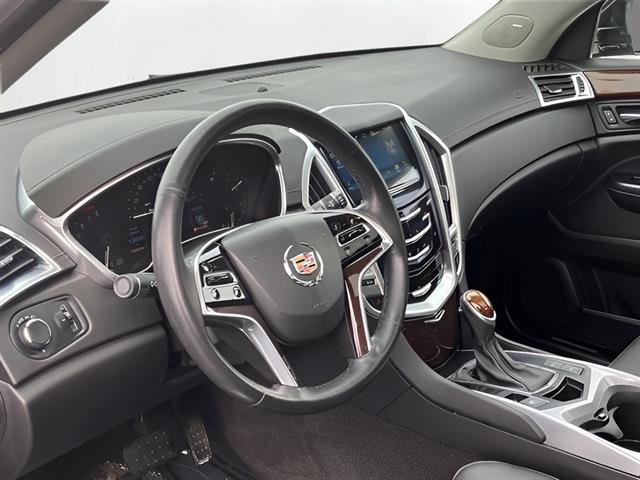 Used 2016 Cadillac SRX Luxury image 11