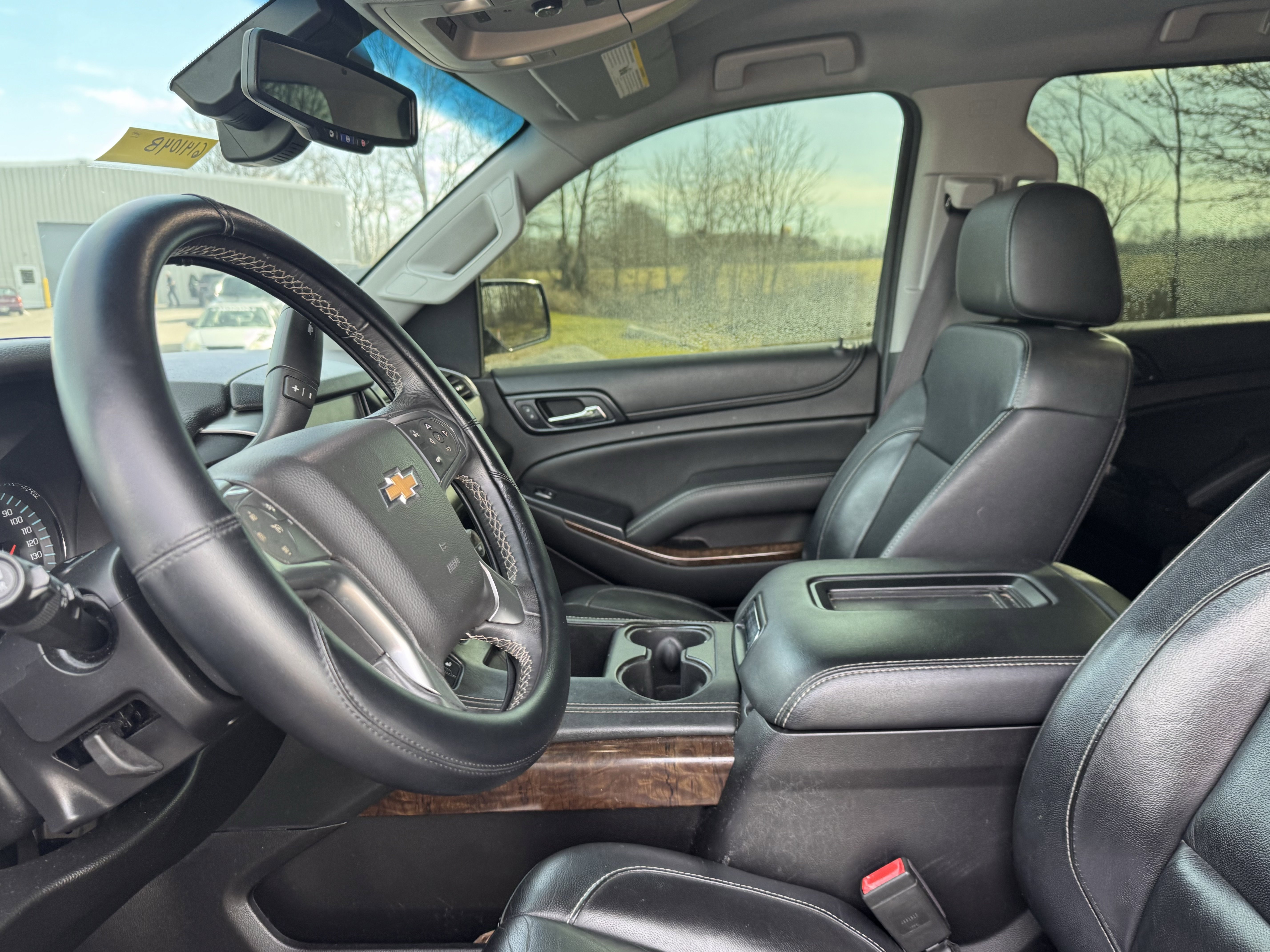 Used 2017 Chevrolet Suburban LT image 7