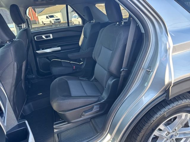 Used 2023 Ford Explorer XLT image 13