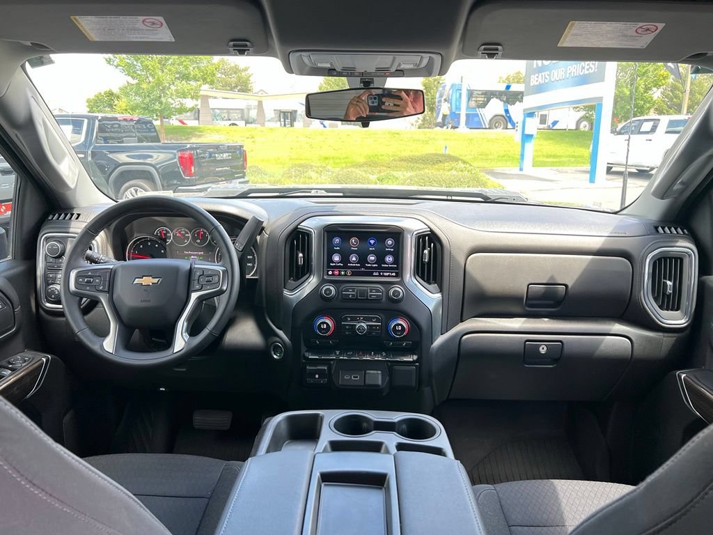 Certified 2023 Chevrolet Silverado 3500 LT w/ Convenience Package AWD/4WD image 26