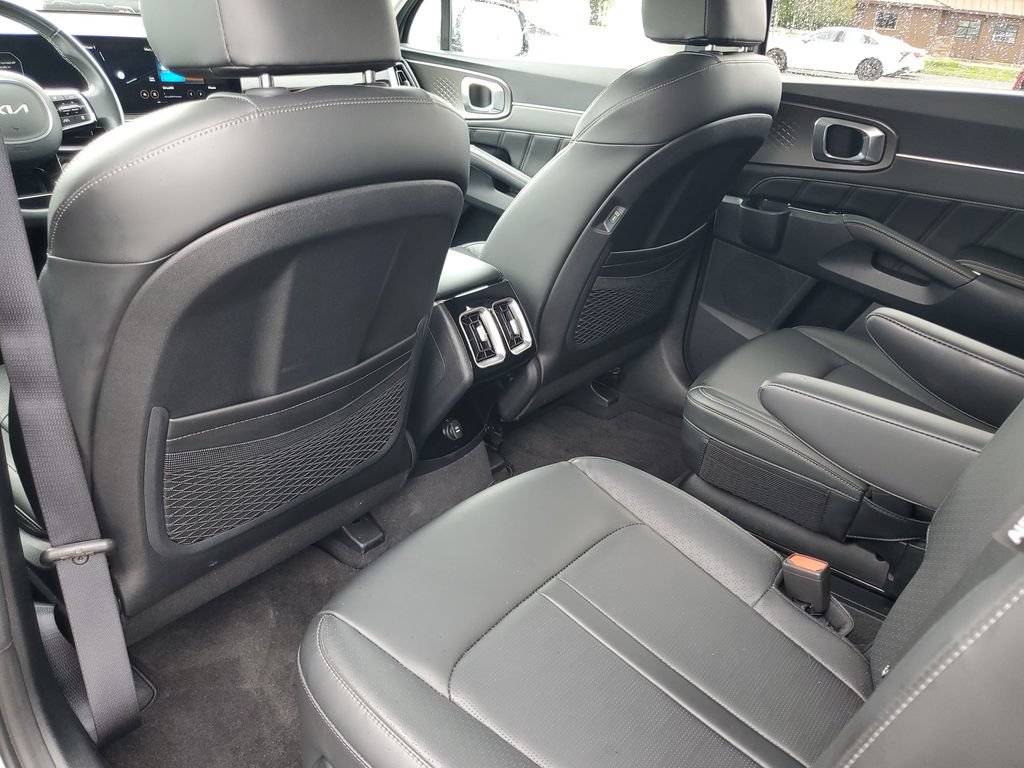 Used 2024 Kia Sorento SX FWD image 23