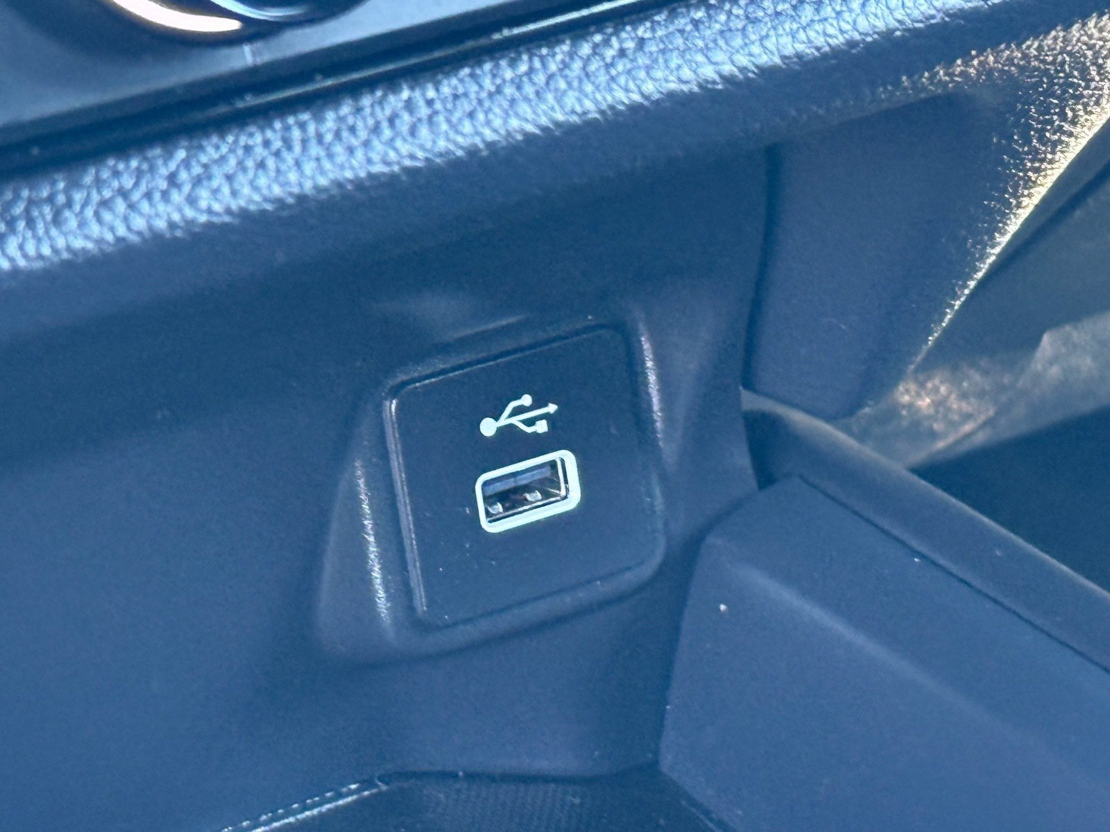 Used 2025 Honda HR-V Sport image 24