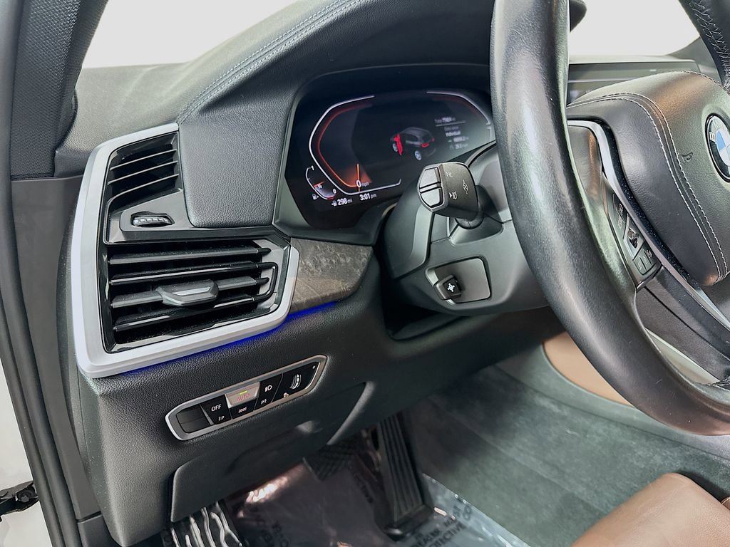 Used 2022 BMW X5 sDrive40i image 11