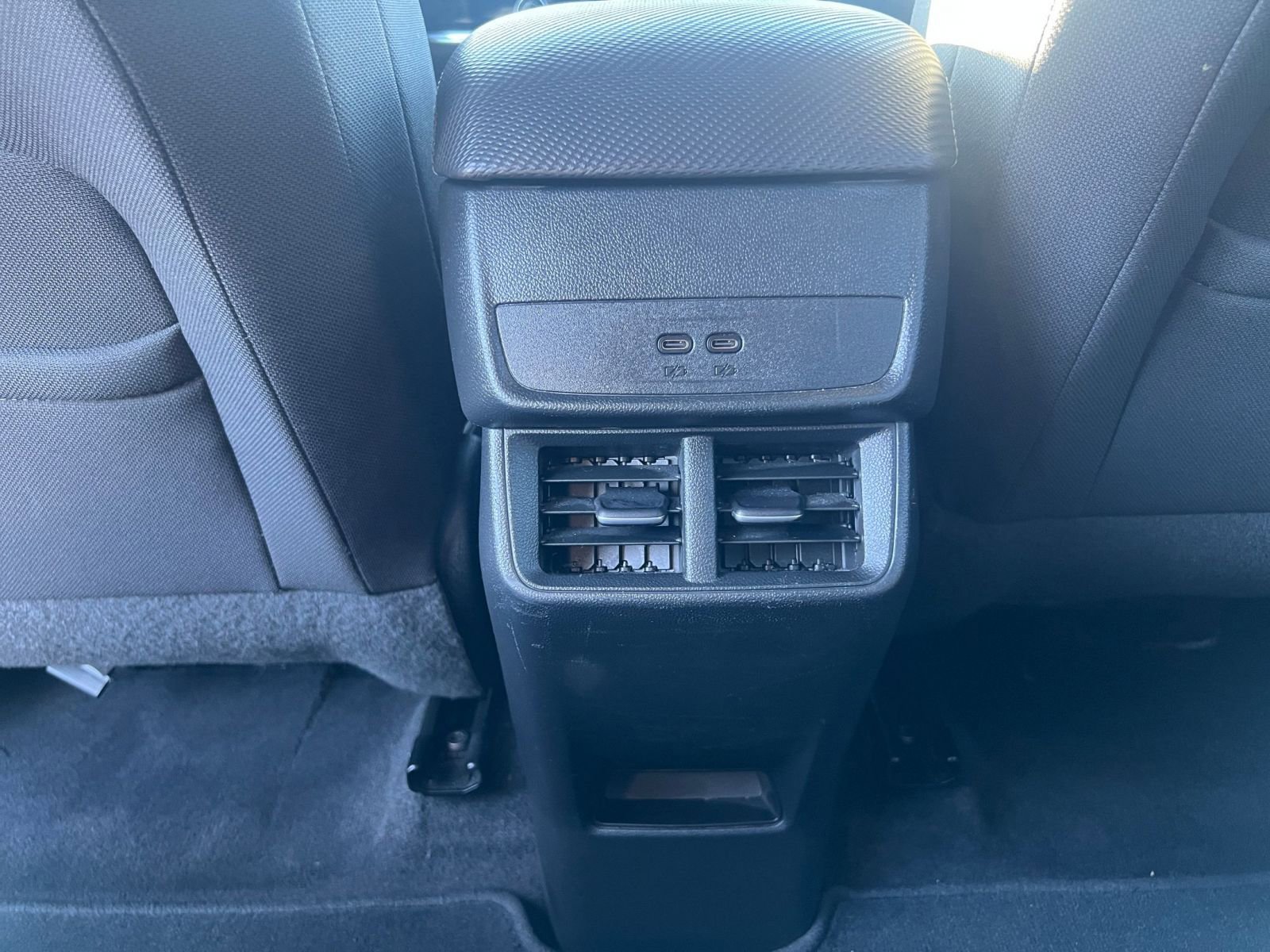 Used 2025 Chevrolet Equinox LT image 24