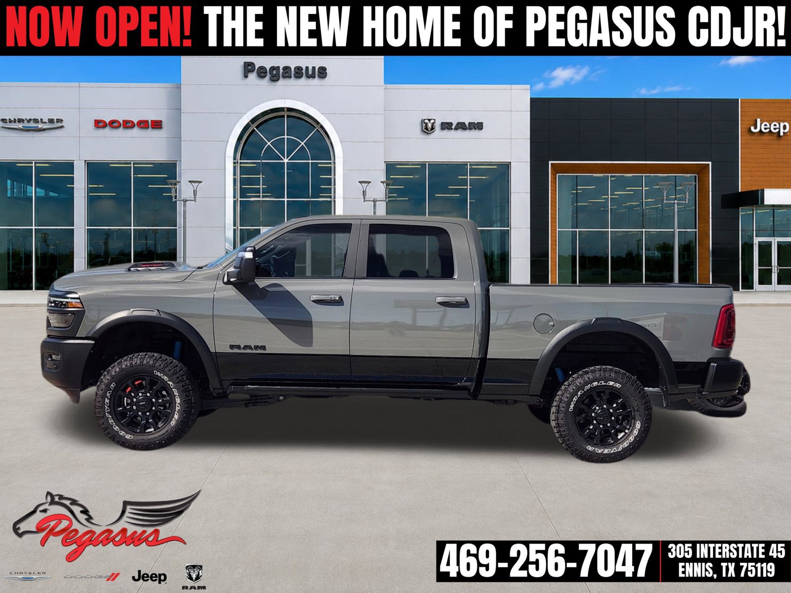 Used 2025 RAM 2500 Power Wagon AWD/4WD image 3