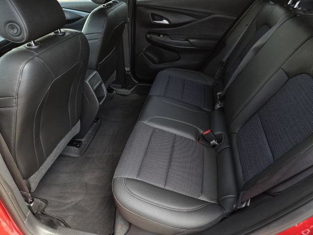 Used 2026 Buick Envista Preferred FWD image 38