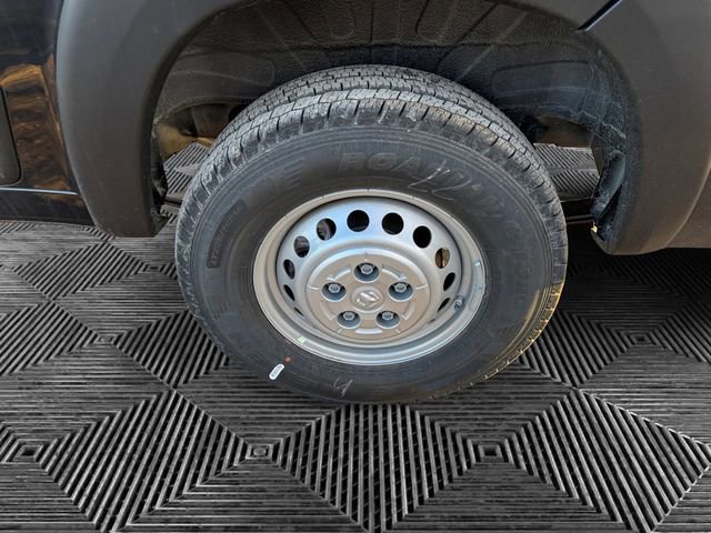 New 2026 RAM ProMaster 2500 w/ Premium Convenience Group image 9