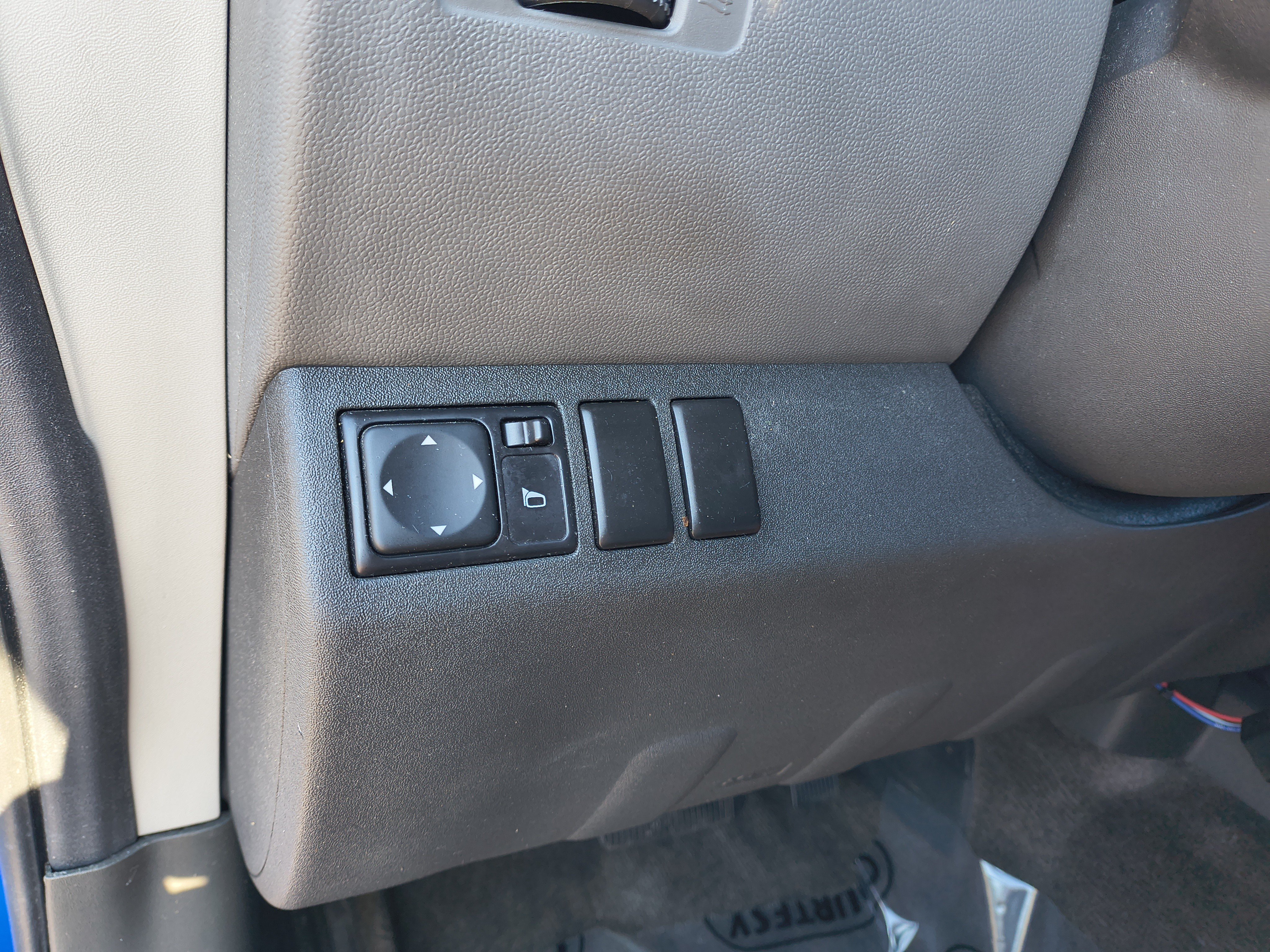 Used 2014 Nissan Xterra S w/ Value Package AWD/4WD image 30