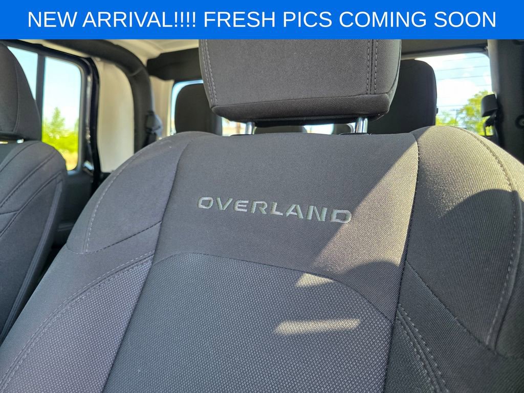 Used 2023 Jeep Gladiator Overland w/ Trailer Tow Package image 10