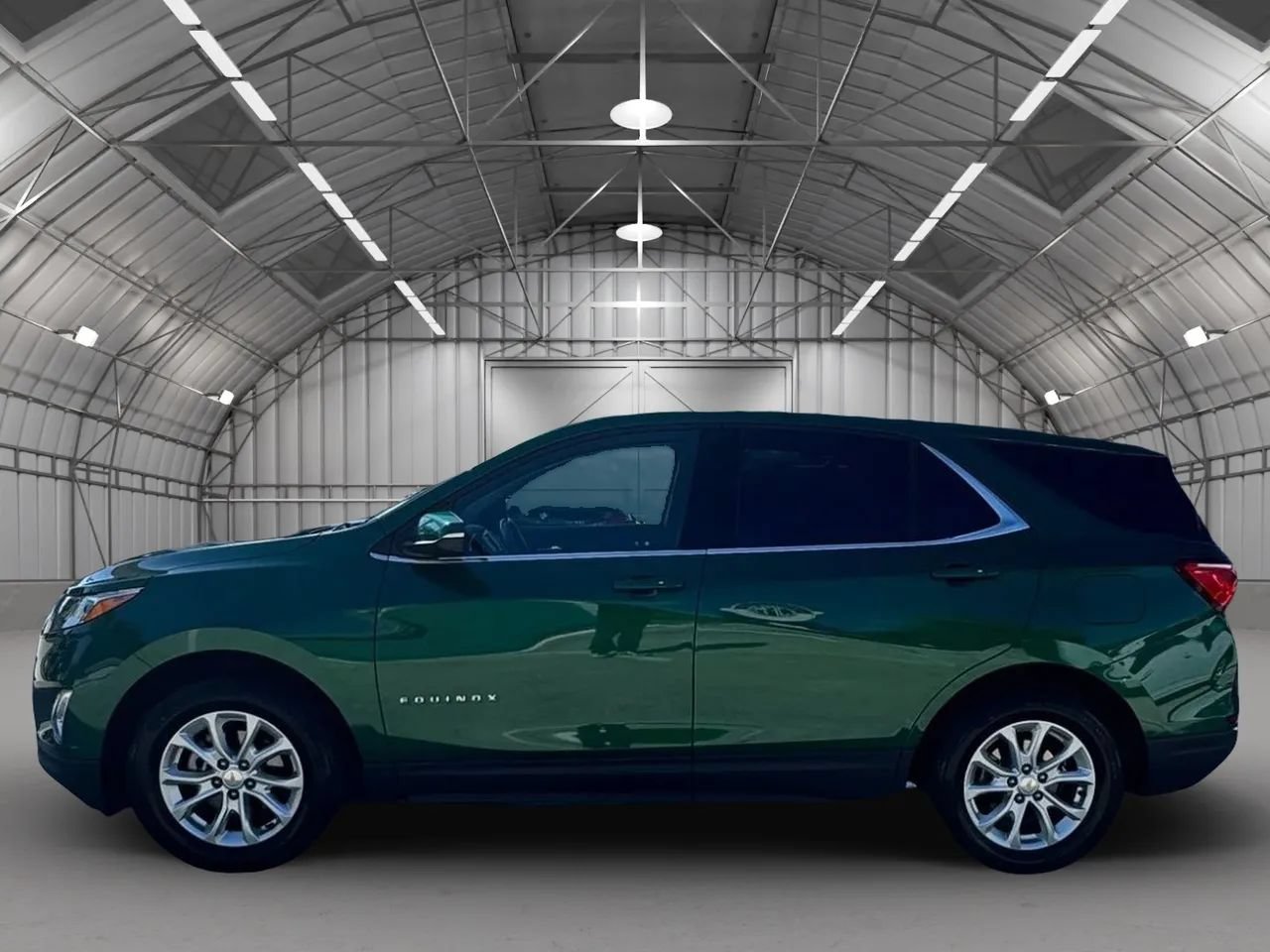 Used 2019 Chevrolet Equinox LT FWD image 3