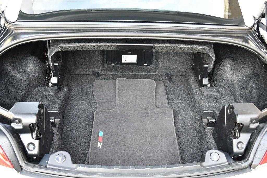 Used 2012 BMW Z4 sDrive35i RWD image 17