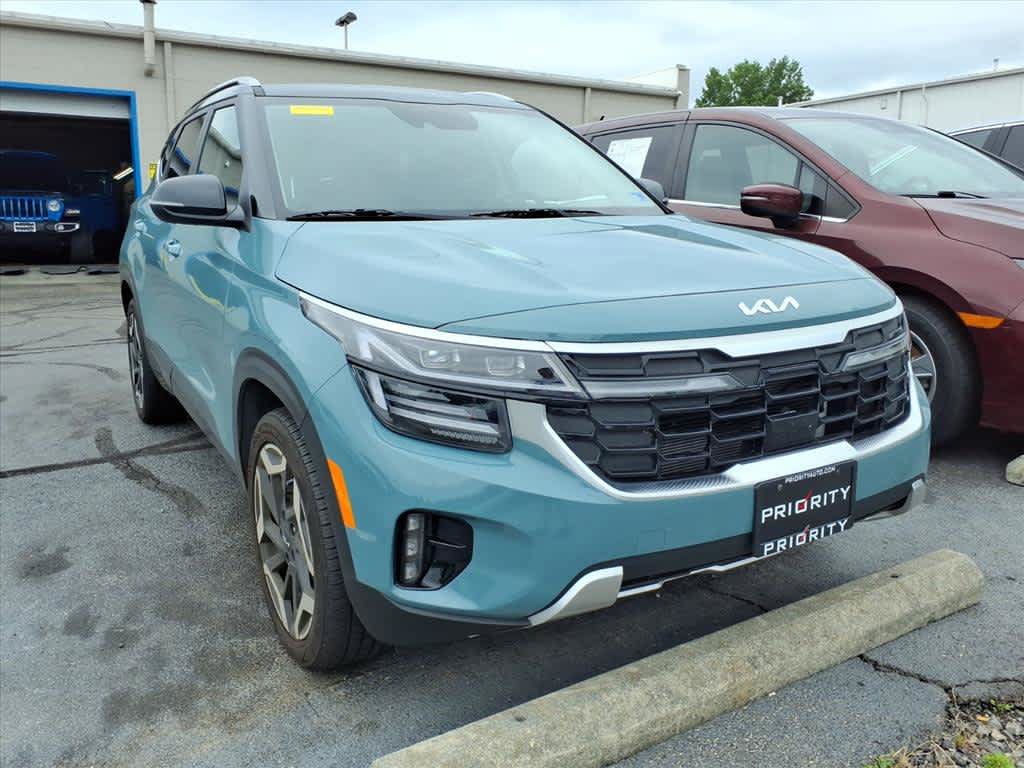 Used 2025 Kia Seltos SX AWD/4WD image 11