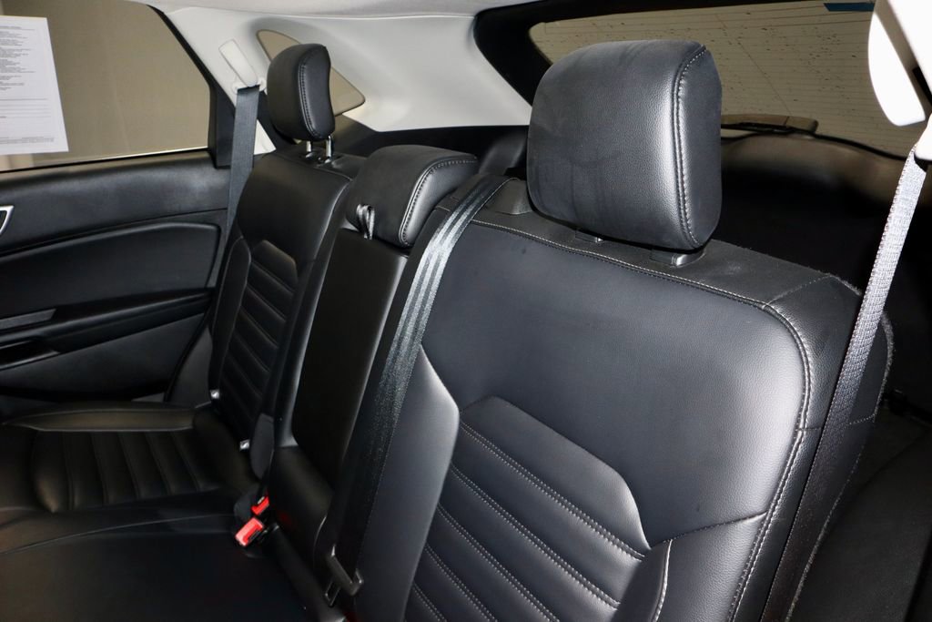 Certified 2024 Ford Edge SEL image 22