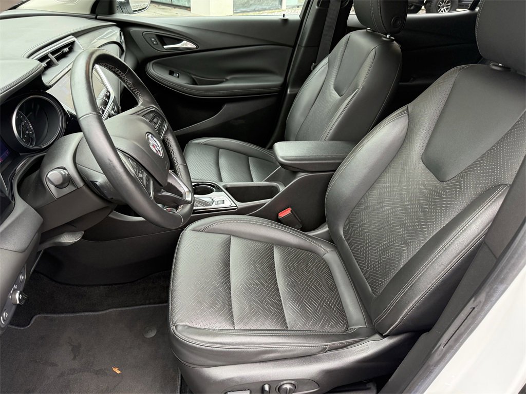 Used 2022 Buick Encore GX Essence w/ Experience Buick Package image 12