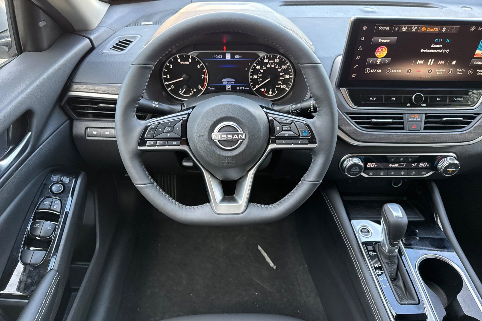 New 2025 Nissan Altima 2.5 SL image 11