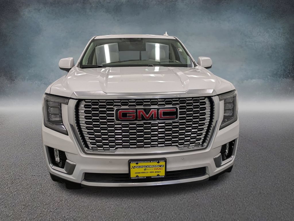 Used 2024 GMC Yukon Denali AWD/4WD image 2