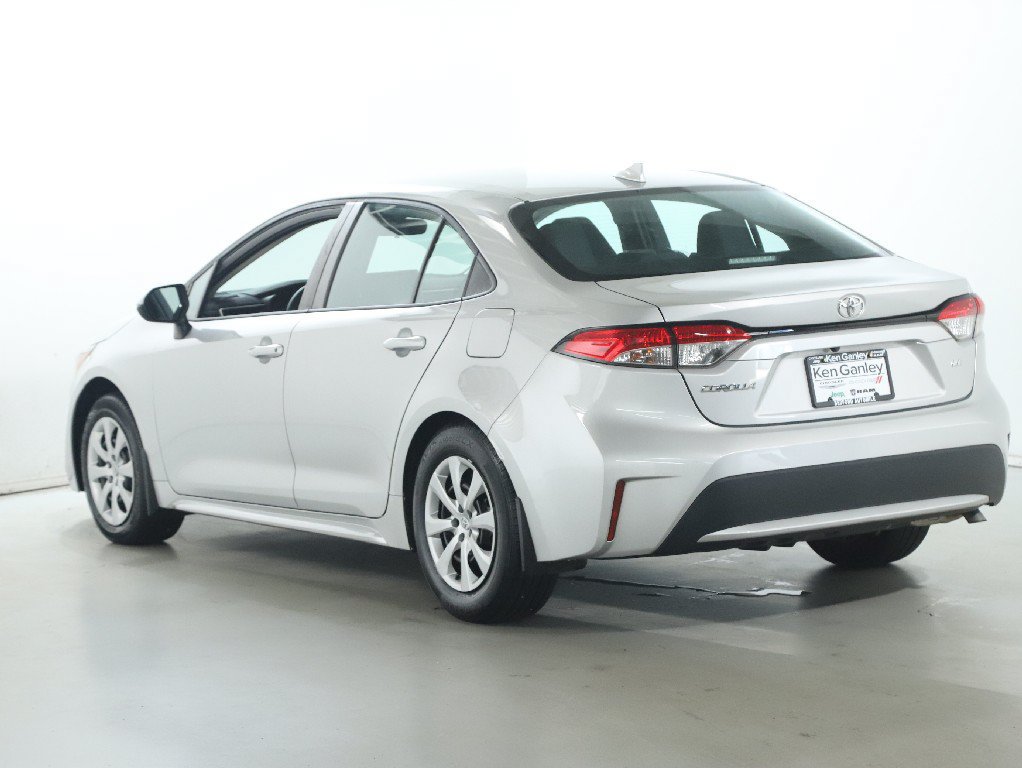 Used 2021 Toyota Corolla LE w/ Carpet Mat Package (TMS) FWD image 38