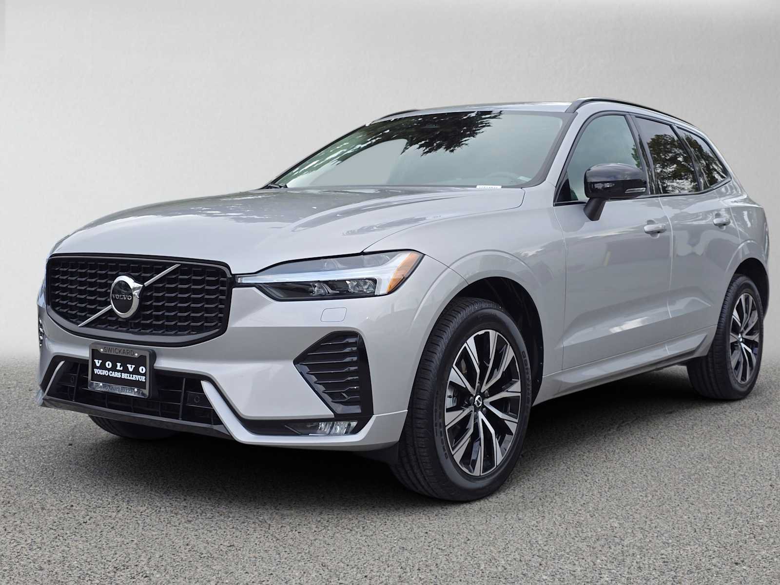 Certified 2024 Volvo XC60 B5 Core w/ Protection Package Premier AWD/4WD image 7